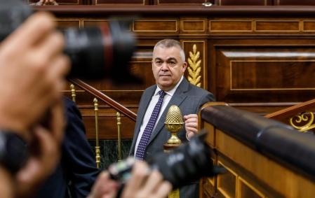 Sesión Plenaria. Sesión extraordinaria. Convalidación o derogación de reales decretos-leyes. Dictamen de la Comisión del Estatuto de los Diputados Santos Cerdan Psoe