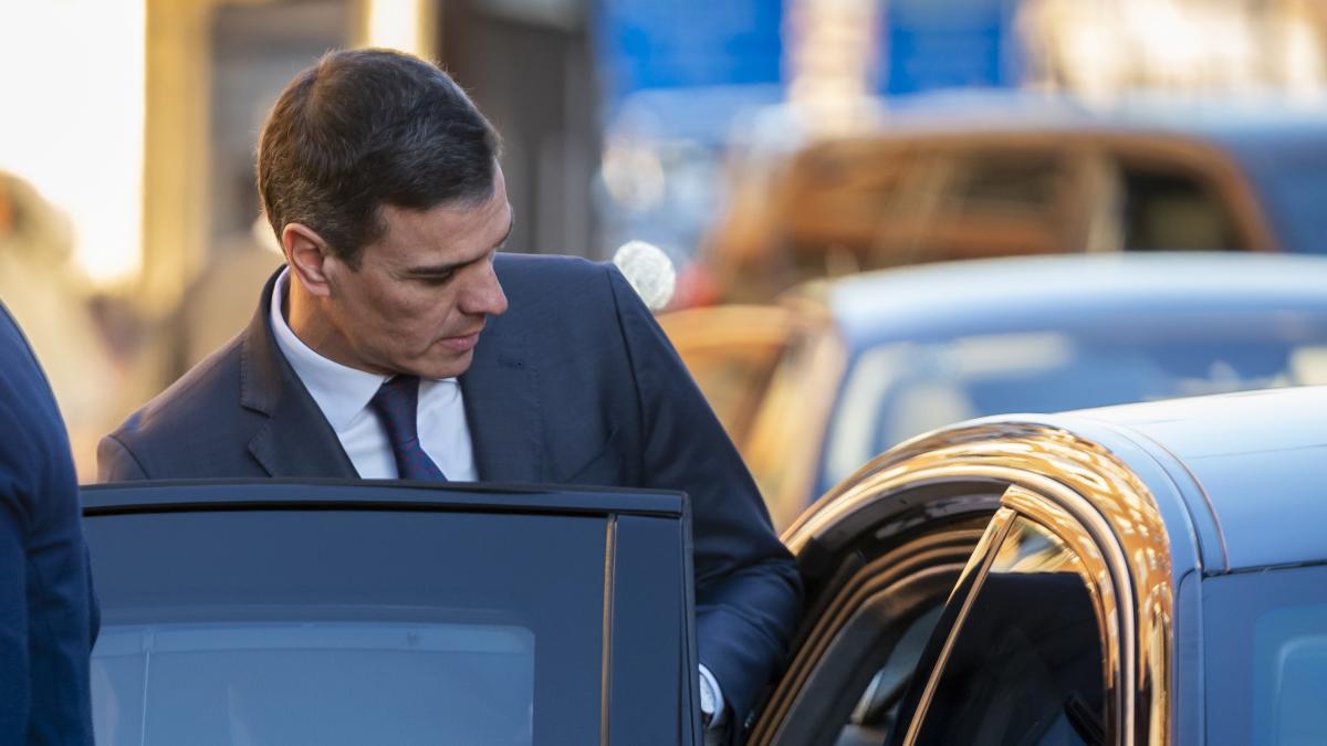 Sánchez culmina un periplo de 13.600 kilómetros para recomponer al PSOE